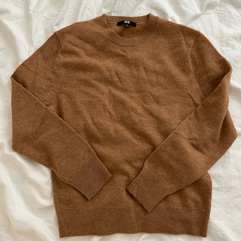 Uniqlo sweater 100% cashmere